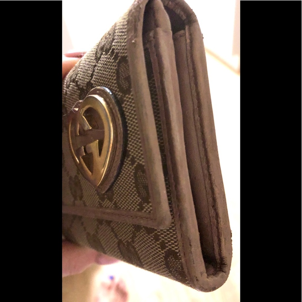 ❤️👛Authentic Gucci Wallet - Picture 4 of 8